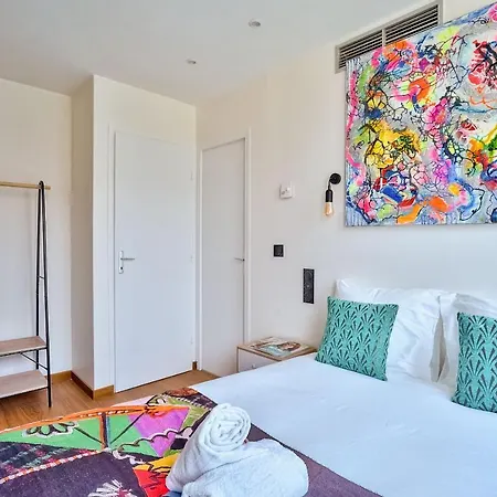 129 - Urban Art Champs-elysees *